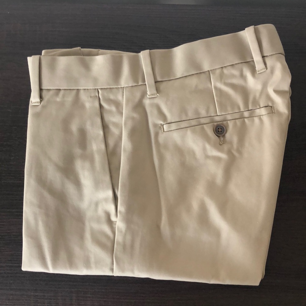 Gap Tailored Khakis Slim Fit Tan 28x30